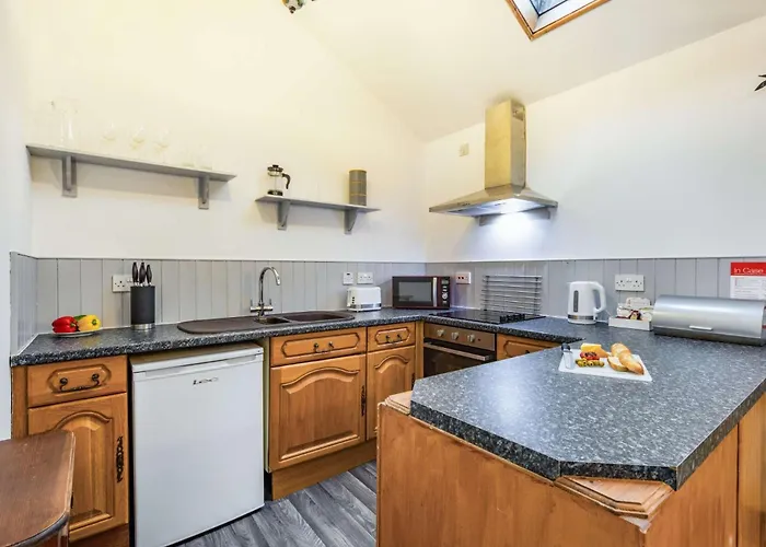 شقة 1 Bed In Keswick Oc-86245 *